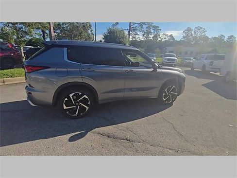 Used 2023 Mitsubishi Outlander SEL image 35