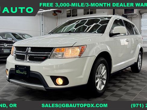 Used 2015 Dodge Journey SXT w/ Flexible Seating Group image 1