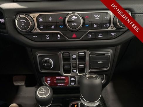 New 2026 Jeep Wrangler Unlimited Rubicon w/ Safety Group AWD/4WD image 17