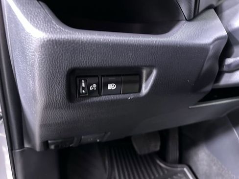 Used 2024 Toyota RAV4 XLE image 33