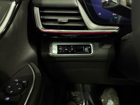 New 2026 Buick Envision Preferred image 18