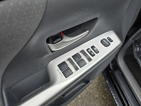 Used 2012 Toyota Prius V Three FWD image 24