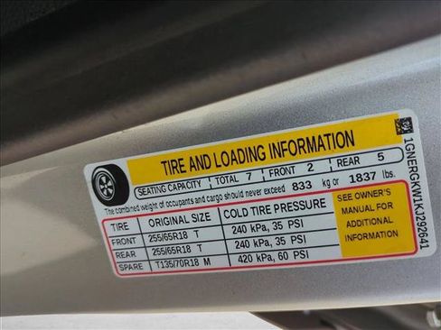 Used 2019 Chevrolet Traverse LT FWD image 14