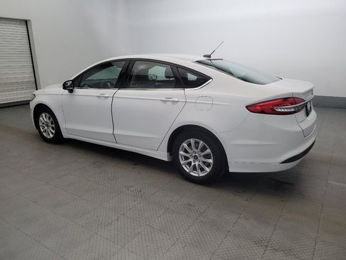 Used 2018 Ford Fusion S image 3