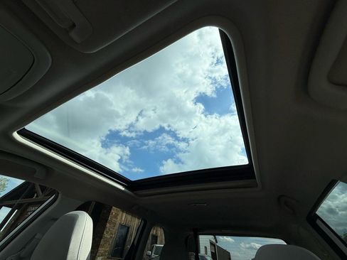 Used 2020 Subaru Forester Premium image 20