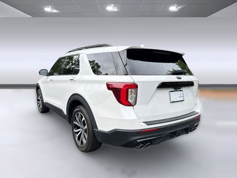 Used 2020 Ford Explorer ST w/ Premium Technology Package AWD/4WD image 3