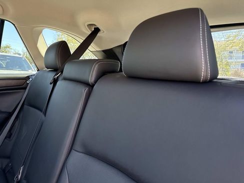 Used 2018 Subaru Outback 3.6R Limited image 15