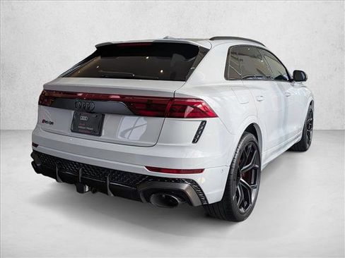 New 2026 Audi RS Q8 performance image 2
