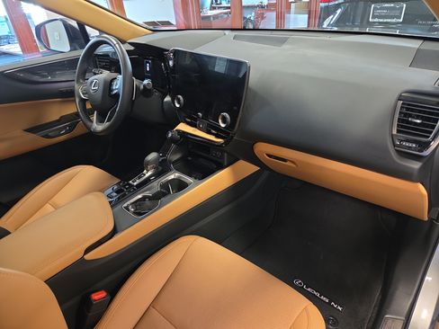 Certified 2025 Lexus NX 350 AWD w/ Accessory Package (2T) image 17