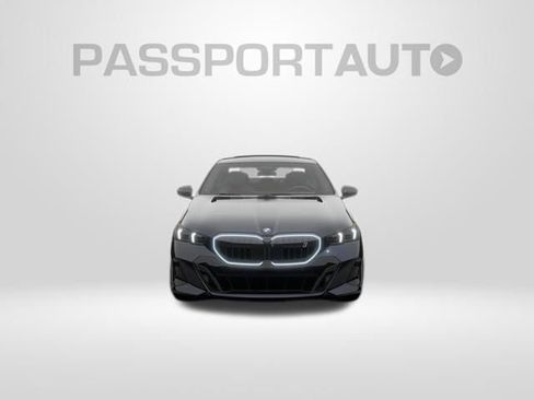 New 2026 BMW i5 eDrive40 image 3