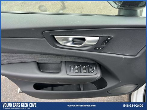 Certified 2024 Volvo XC60 B5 Core w/ Protection Package Premier AWD/4WD image 14