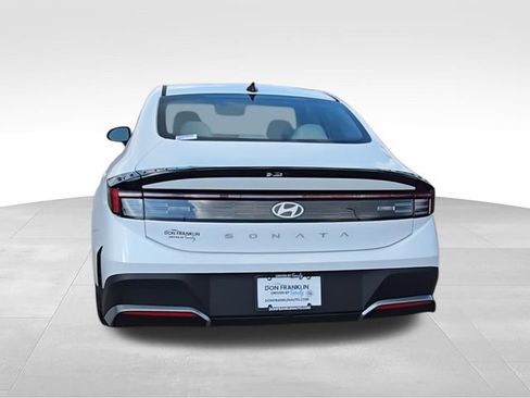 New 2026 Hyundai Sonata SE FWD image 7