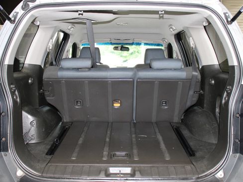 Used 2006 Nissan Xterra Off-Road RWD image 27