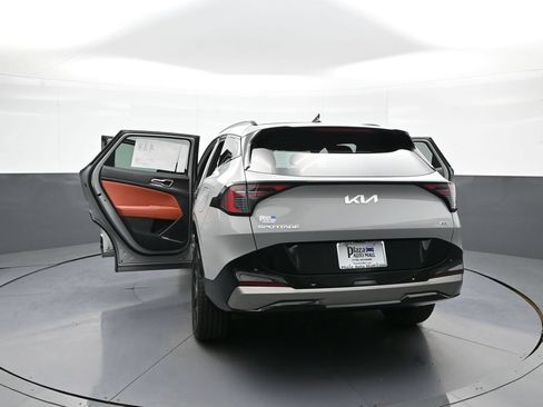 Certified 2026 Kia Sportage SX AWD/4WD image 48