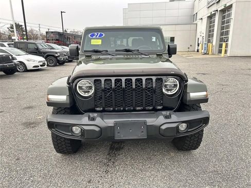 Used 2021 Jeep Gladiator Willys image 8
