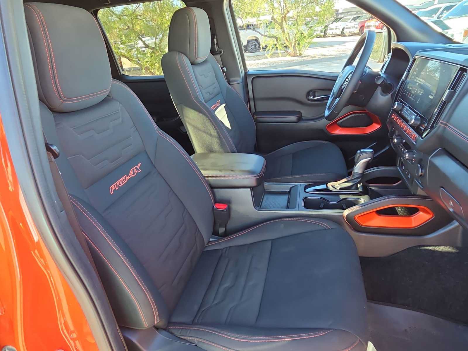Used 2025 Nissan Frontier PRO-4X w/ Interior Protection Package AWD/4WD image 18