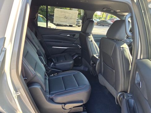 New 2026 Chevrolet Traverse Z71 w/ Enhanced Driving Package AWD/4WD image 22