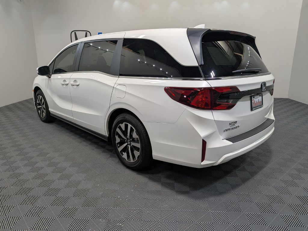 New 2026 Honda Odyssey EX-L image 4