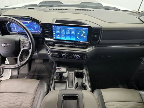 Used 2022 Chevrolet Silverado 1500 ZR2 image 24