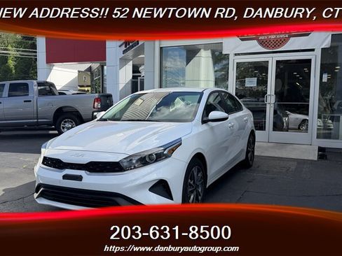 Used 2023 Kia Forte LXS FWD image 1