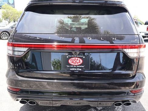 New 2025 Lincoln Aviator 2WD w/ Jet Appearance Package image 6