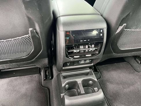 Used 2024 Jeep Grand Cherokee L Laredo AWD/4WD image 28