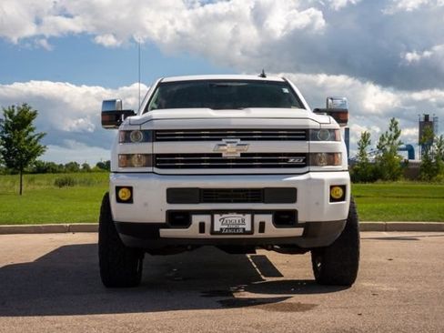 Used 2021 Chevrolet Silverado 3500 W/T w/ WT Convenience Package AWD/4WD image 2
