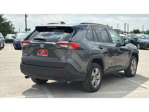 Certified 2025 Toyota RAV4 LE AWD/4WD image 6