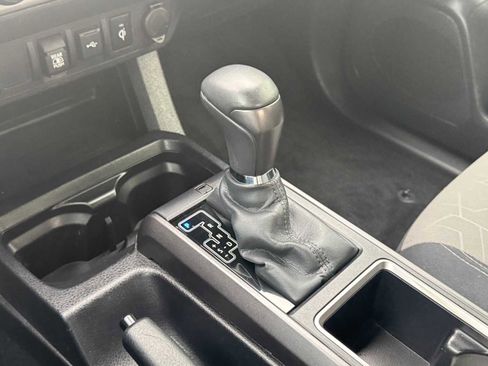 Used 2023 Toyota Tacoma TRD Sport AWD/4WD image 26