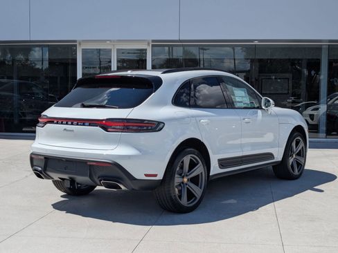 New 2026 Porsche Macan AWD/4WD image 9