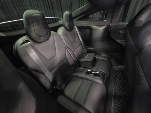 Used 2022 Tesla Model X image 36