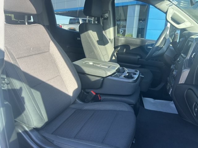 Used 2023 Chevrolet Silverado 1500 Custom AWD/4WD image 13