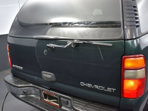Used 2002 Chevrolet Tahoe LS RWD image 17