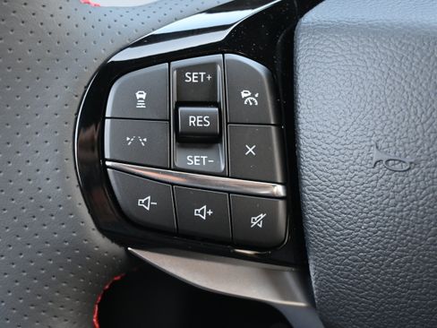 New 2026 Ford Explorer ST-Line w/ ST-Line Street Pack RWD image 17