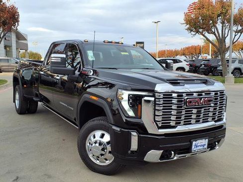 New 2026 GMC Sierra 3500 Denali w/ Denali Reserve Package image 1