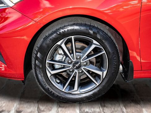 Used 2023 Kia Forte LXS image 36