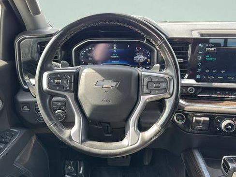 Used 2024 Chevrolet Silverado 1500 LT w/ Convenience Package II AWD/4WD image 13