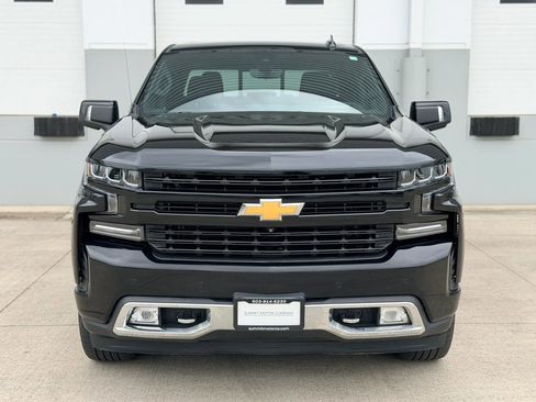 Used 2019 Chevrolet Silverado 1500 High Country w/ Technology Package AWD/4WD image 8