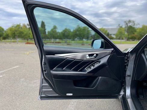 Used 2015 INFINITI Q50 Premium w/ Navigation Package image 9