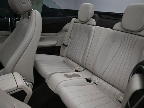 Used 2018 Mercedes-Benz E 400 E 400 image 20