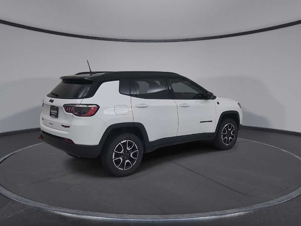 New 2026 Jeep Compass Trailhawk AWD/4WD image 15