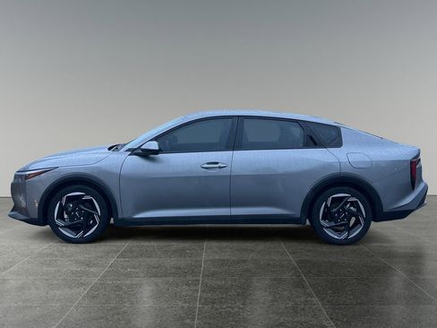 Used 2025 Kia K4 EX image 4
