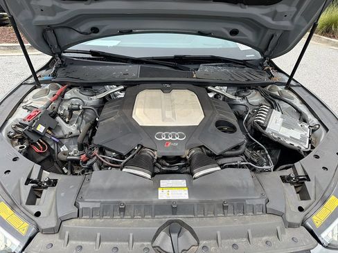 Used 2022 Audi RS 7 Sportback AWD/4WD image 34