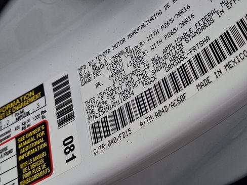 Used 2017 Toyota Tacoma TRD Off-Road image 27