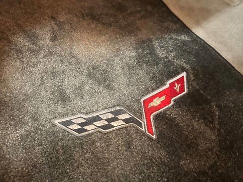 Used 2008 Chevrolet Corvette Indy 500 Pace Car Replica 2dr w/ Preferred Equipment Group image 17