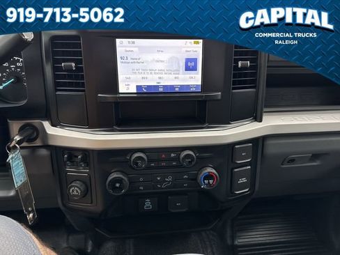 New 2026 Ford F250 XL w/ XL Chrome Package image 27