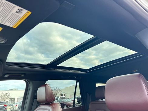 Used 2024 Ford Expedition Max Limited image 23