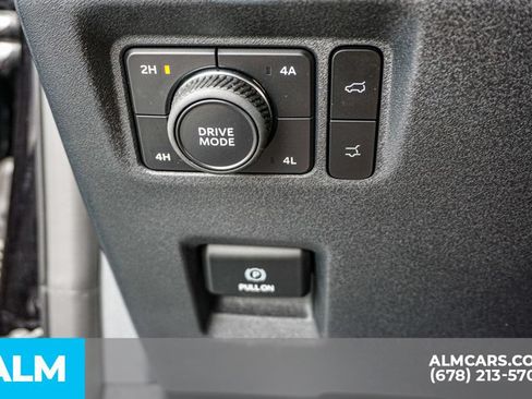 Used 2025 Ford Expedition Active AWD/4WD image 51