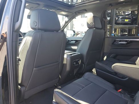 New 2026 Chevrolet Tahoe RST image 17