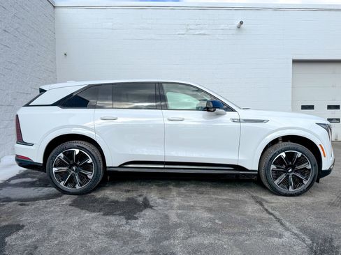 New 2025 Cadillac Escalade IQ Sport 2 AWD/4WD image 4